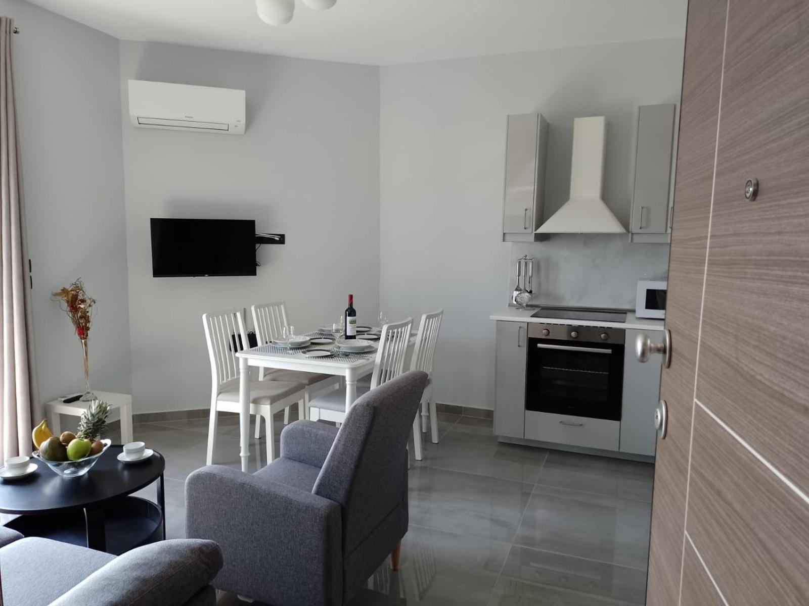 E&a Luxury With Sea View Apartmán *
