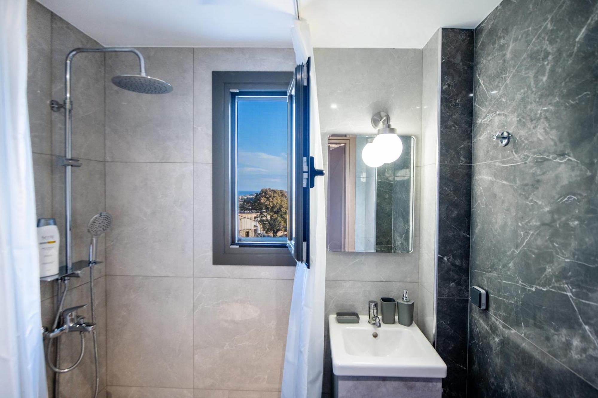 E&a Luxury With Sea View Apartmán